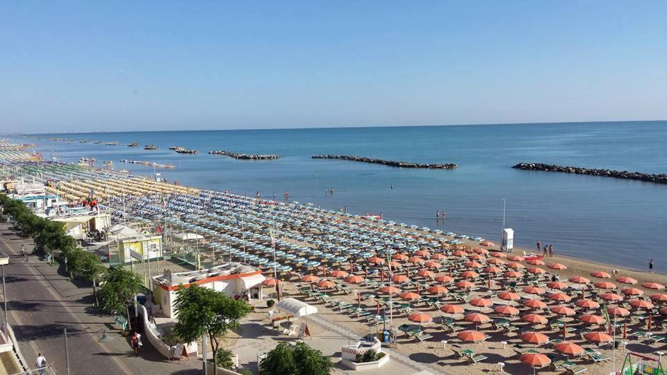 Hotel Nordic Bellaria-Igea Marina Esterno foto