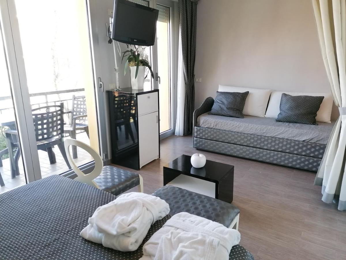 Hotel Nordic Bellaria-Igea Marina Esterno foto